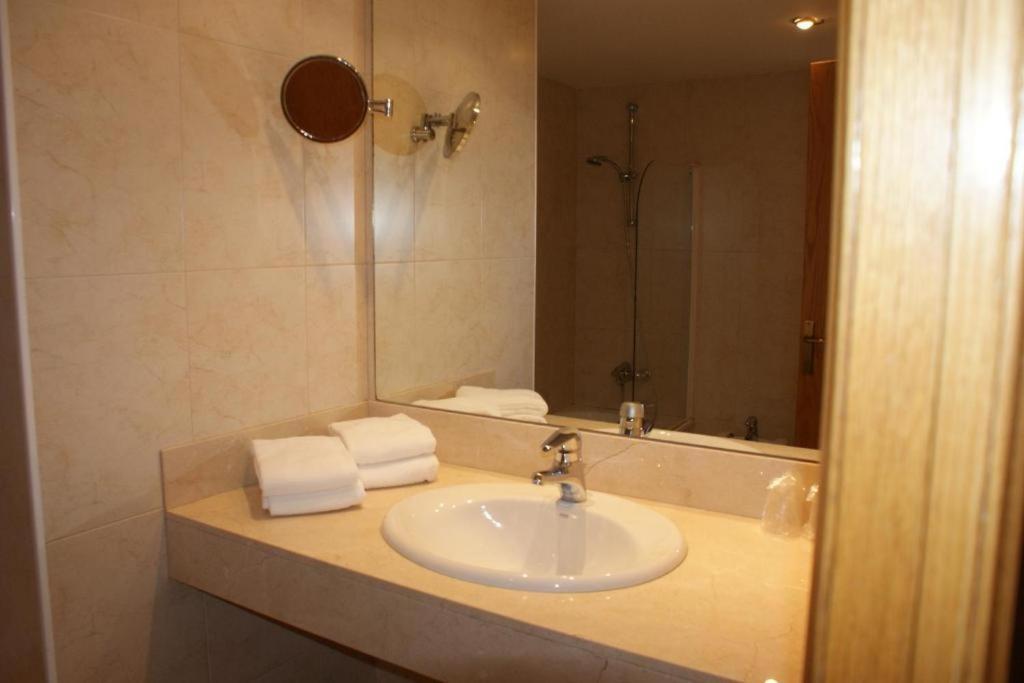 Hotel Estel Берга Экстерьер фото